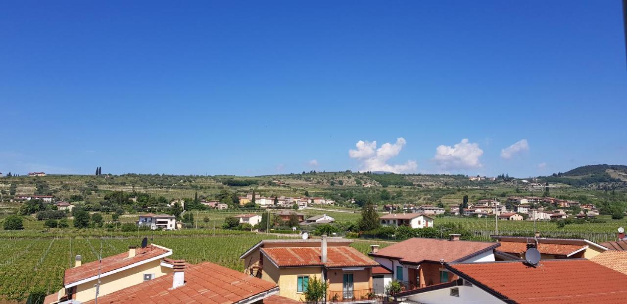 Apartmán A Casa Di Mery Negrar Exteriér fotografie